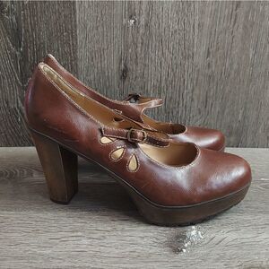 Unionbay Vintage Y2K Mary Janes Brown Platform Heels Tear Drop 10